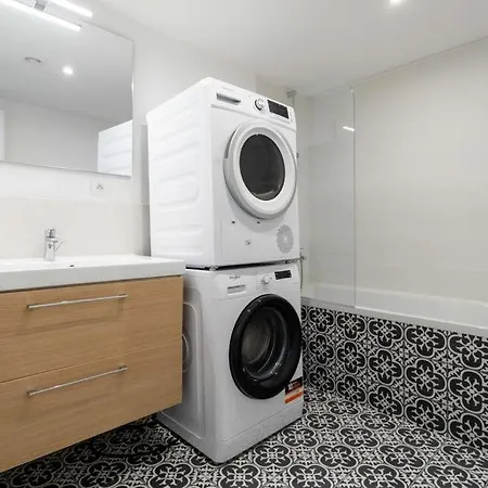Apartment Grand T4 Avec 3sdb - Quartier Joliette - Ideal Familles Et Groupes *